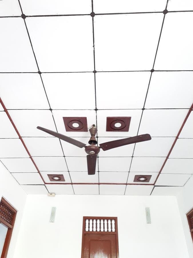 Brinthavanam Days Inn Jaffna Kültér fotó